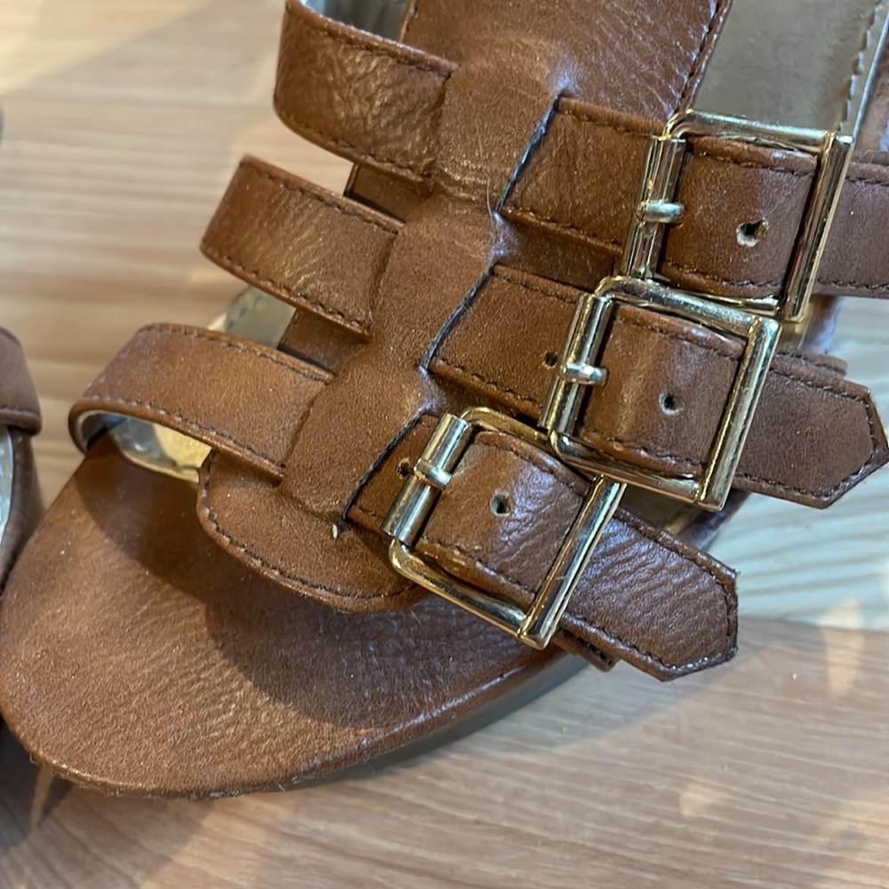 Express Wedges - Picture 3 of 5